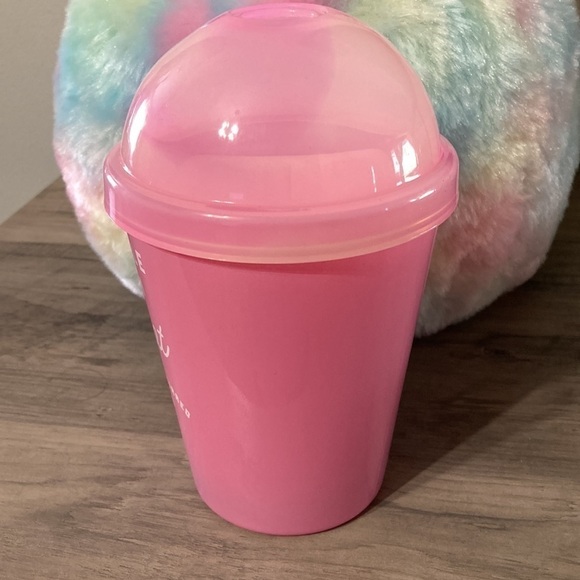 NEW DW HOME BUBBLE GUM FLOAT LARGE CANDLE - Picture 6 of 6